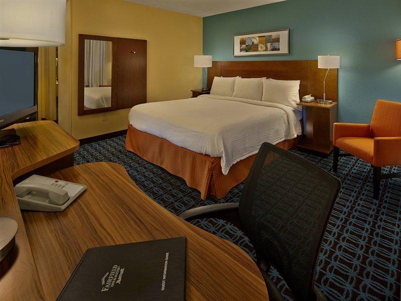 Fairfield Inn & Suites Boca Raton Exterior photo
