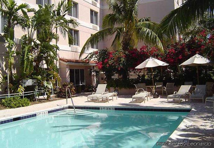 Fairfield Inn & Suites Boca Raton Exterior photo